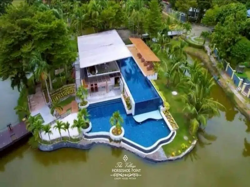 Luxury 2-Storey Pool Villa @ Horseshoe Point, Pattaya