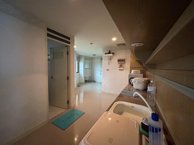 Luxury Beachfront VIP Condochain Najomtien