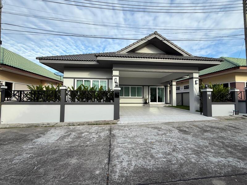 House for Sale in Baan Porntep 5 Close to Pattaya City