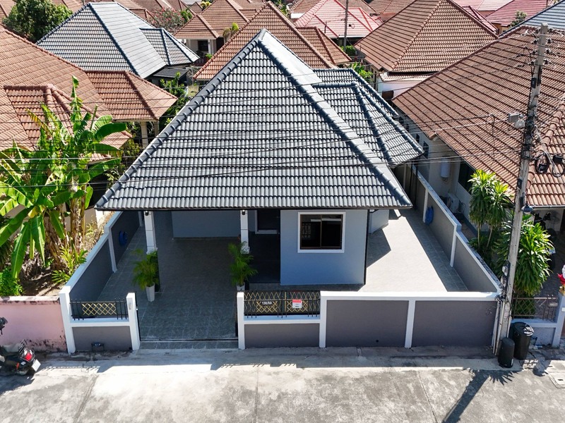 Newly Renovated Detached House for Sale at Pattaya Hill 2 Village