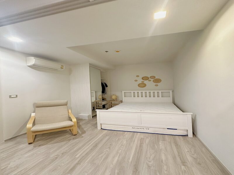 Beachfront Condo for Sale – Baan Plai Haad Wongamat