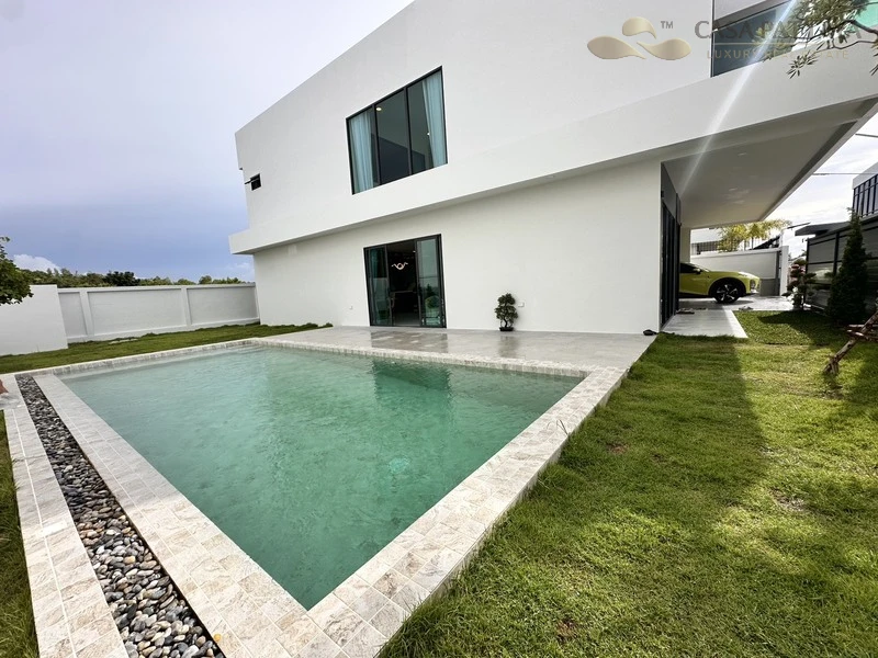 Luxury Living! Enchant Villa – Private Pool Villa