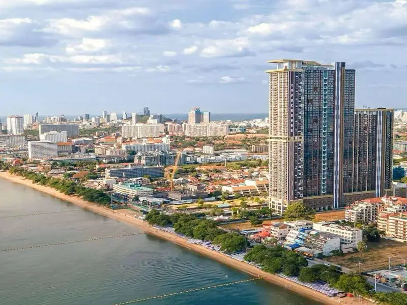 COPACABANA JOMTIEN CONDO FOR SALE