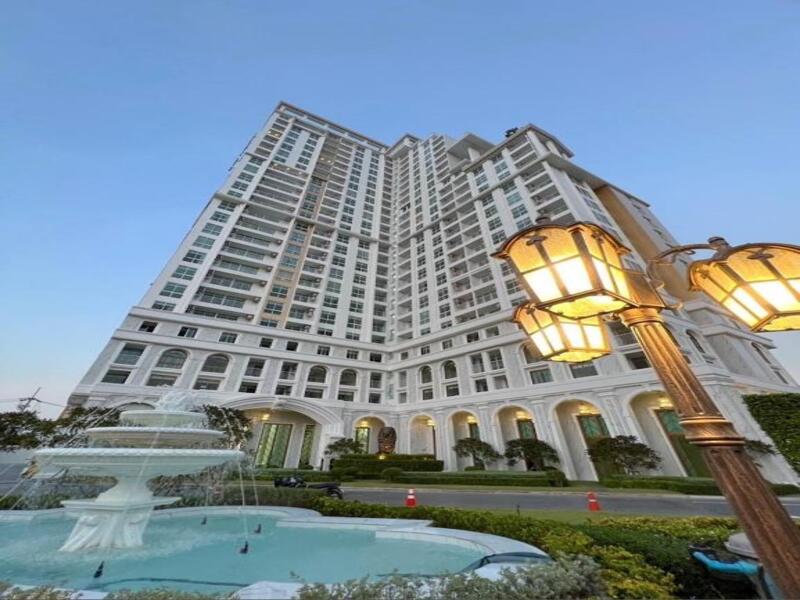 Hot Deal! Empire Tower Jomtien Sea View Condo